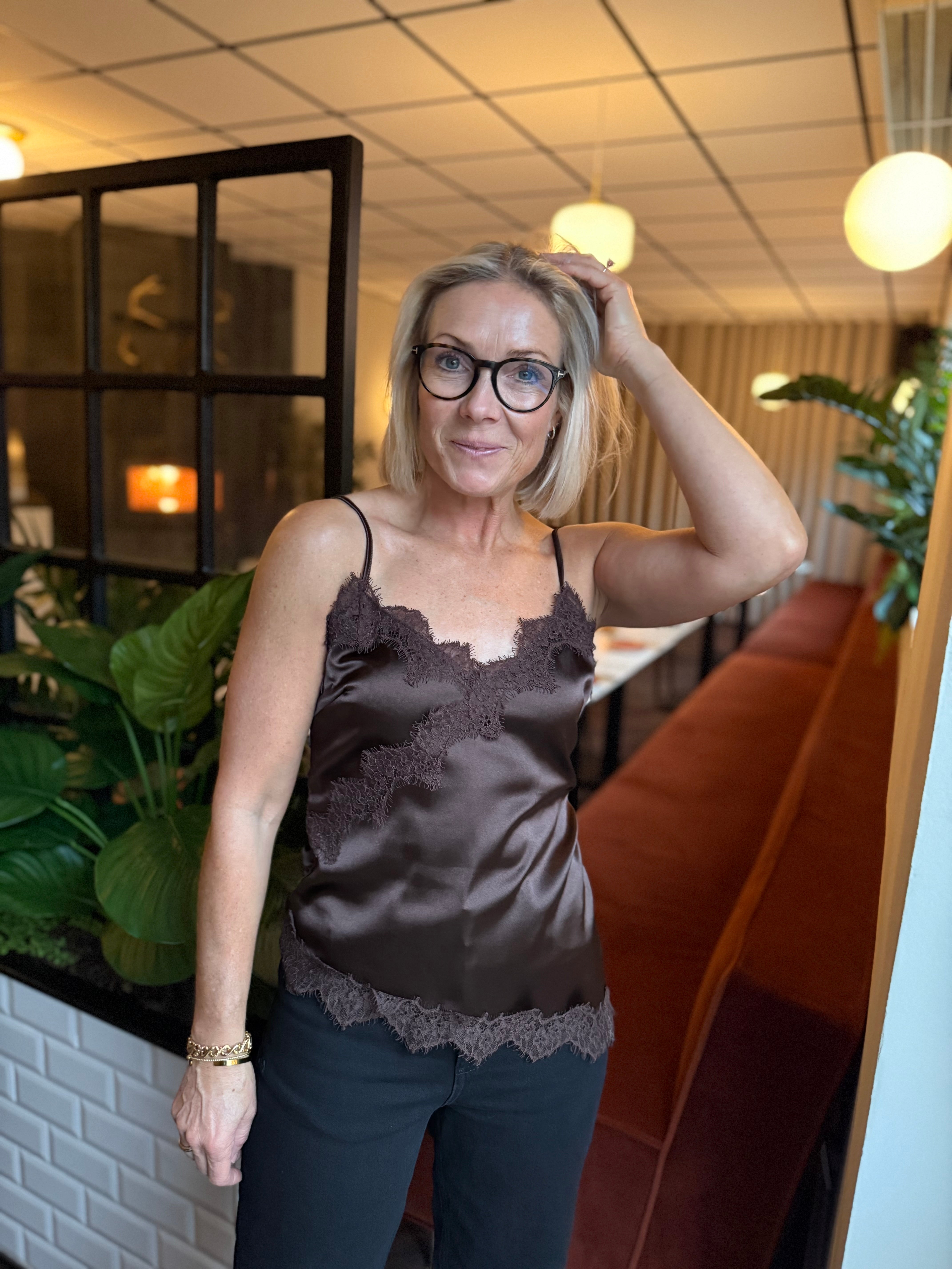 NMSOFIE Top - Chocolate Brown